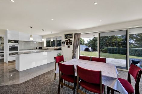 Photo of property in 30 Waipapa Road, Waitara, 4383