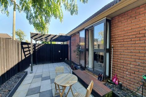 Photo of property in 1/68 Abberley Crescent, St Albans, Christchurch, 8014
