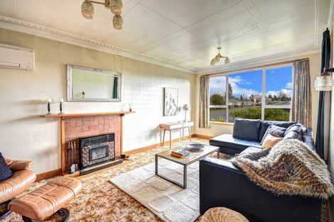 Photo of property in 17 Johnson Street, Milton, 9220