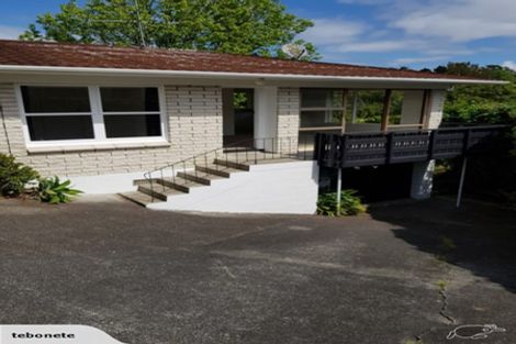 Photo of property in 2/20 Glamorgan Drive, Torbay, Auckland, 0630