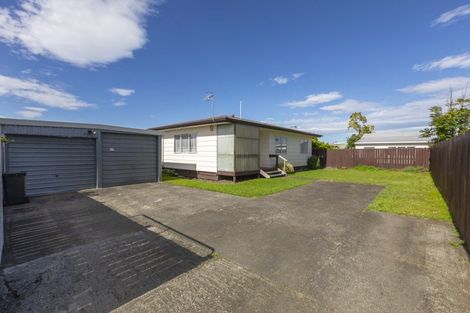 Photo of property in 2/15 Bedford Road, Marewa, Napier, 4110