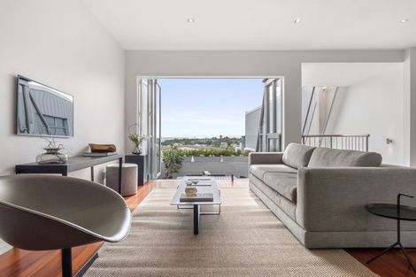 Photo of property in 29c Bath Street, Parnell, Auckland, 1052