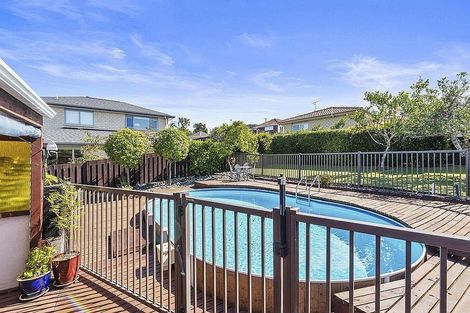 Photo of property in 133 Tiroroa Avenue, Te Atatu South, Auckland, 0610