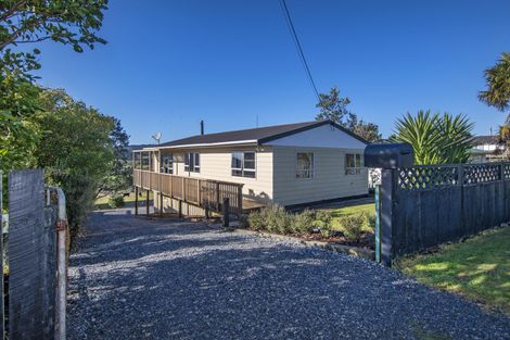 Photo of property in 7 Boundary Road, Hikurangi, 0114