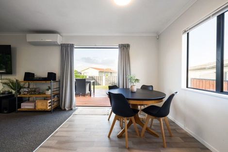 Photo of property in 5 Mckinley Place, Nawton, Hamilton, 3200