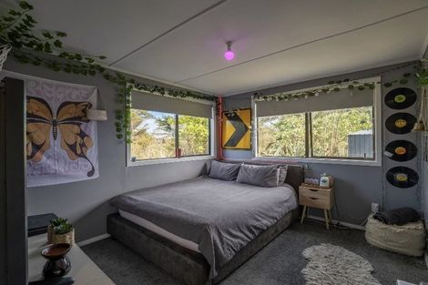 Photo of property in 2656 South Head Road, South Head, Helensville, 0874