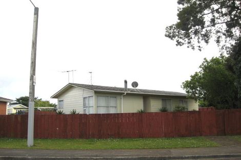 Photo of property in 156 Chichester Drive, Rosehill, Papakura, 2113