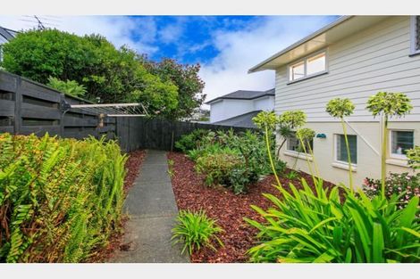Photo of property in 34b Velma Road, Hillcrest, Auckland, 0627