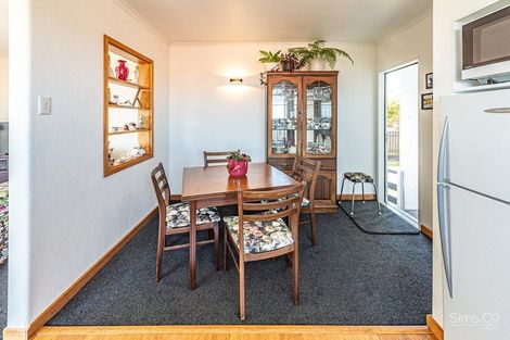 Photo of property in 7 Tower Crescent, Durie Hill, Whanganui, 4500