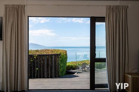 Photo of property in 30 Pukerua Beach Road, Pukerua Bay, 5026