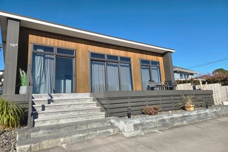 Photo of property in 19a Braemar Road, Rothesay Bay, Auckland, 0630