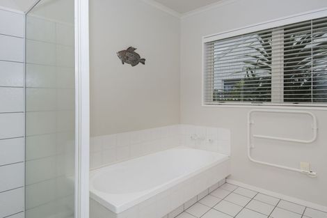 Photo of property in 437b Oceanbeach Road, Mount Maunganui, 3116