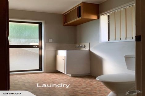 Photo of property in 383 Hobsonville Road, Hobsonville, Auckland, 0618