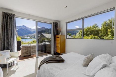 Photo of property in 538 Peninsula Road, Kelvin Heights, Queenstown, 9300
