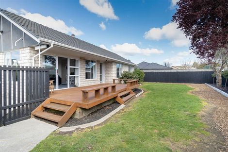 Photo of property in 22 Mckellar Place, Hornby, Christchurch, 8042