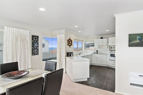 Photo of property in 437b Oceanbeach Road, Mount Maunganui, 3116