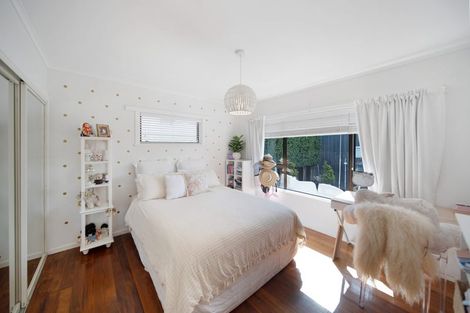 Photo of property in 1/8 Waller Avenue, Bucklands Beach, Auckland, 2012