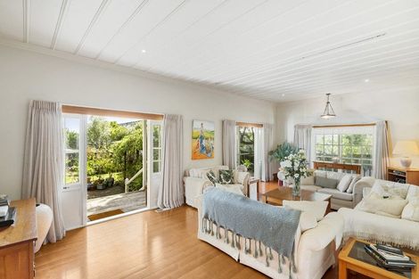 Photo of property in 5 Bayview Road, Hauraki, Auckland, 0622