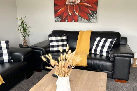 Photo of property in 9 Ashington Road, Silverstream, Upper Hutt, 5019