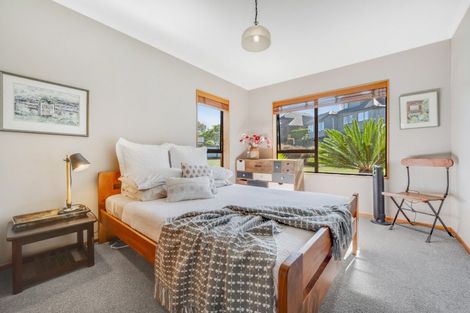 Photo of property in 5 Basilton Close, Bucklands Beach, Auckland, 2012