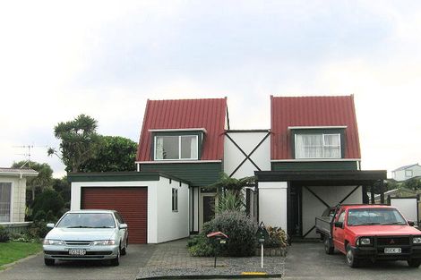 Photo of property in 5b Bermuda Grove, Paraparaumu Beach, Paraparaumu, 5032