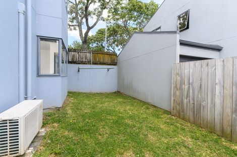 Photo of property in 3 Sun Place, Henderson, Auckland, 0612