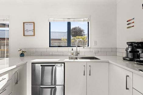 Photo of property in 68 Park Road, Greenmeadows, Napier, 4112