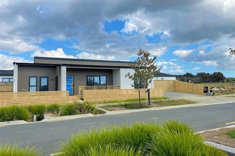 Photo of property in 24 Kiritau Road, Karaka, 2578