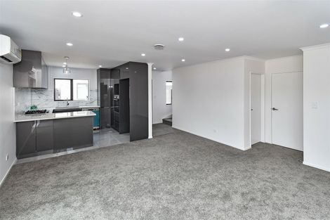 Photo of property in 20a Survila Street, Takanini, 2110