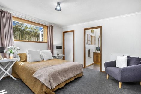 Photo of property in 102 Wakari Road, Helensburgh, Dunedin, 9010