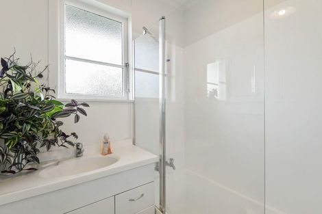 Photo of property in 1/160 Forrest Hill Road, Forrest Hill, Auckland, 0620