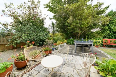 Photo of property in 35 Stewart Crescent, Hokowhitu, Palmerston North, 4410