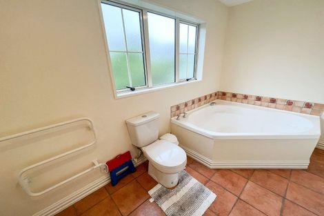 Photo of property in 255a Maidstone Road, Avonhead, Christchurch, 8042