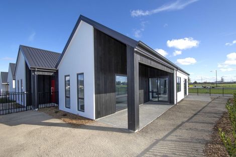 Photo of property in 8 Preferred Lane, Halswell, Christchurch, 8025