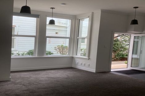 Photo of property in 2 Collina Terrace, Thorndon, Wellington, 6011