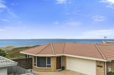 Photo of property in 437b Oceanbeach Road, Mount Maunganui, 3116