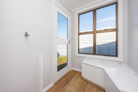 Photo of property in 1 Warren Street, Foxton Beach, Foxton, 4815