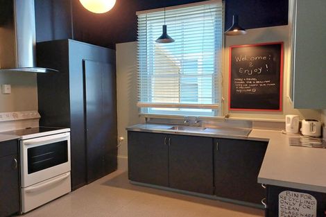 Photo of property in 2/4 Mayroyd Terrace, Nelson, 7010