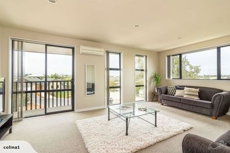 Photo of property in 7 Stoneleigh Green, Parklands, Christchurch, 8083