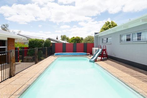 Photo of property in 4 Thomson Avenue, Dinsdale, Hamilton, 3204