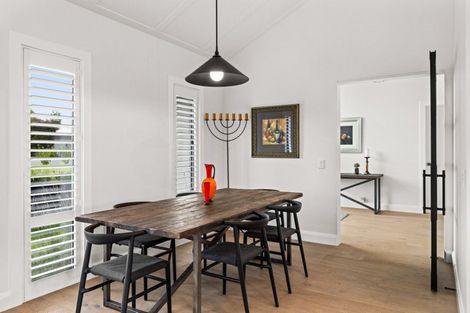 Photo of property in 58 Breadalbane Avenue, Havelock North, 4130