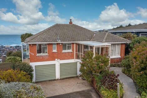 Photo of property in 139 Easther Crescent, Kew, Dunedin, 9012