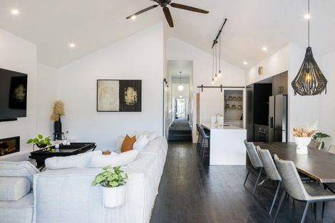 Photo of property in 42 Abbotsford Street, Whitiora, Hamilton, 3200