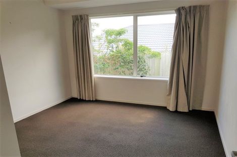 Photo of property in 48 Tongariro Drive, Aotea, Porirua, 5024
