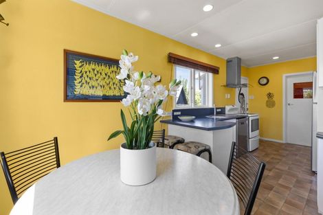 Photo of property in 13 Hitchings Avenue, Onekawa, Napier, 4110