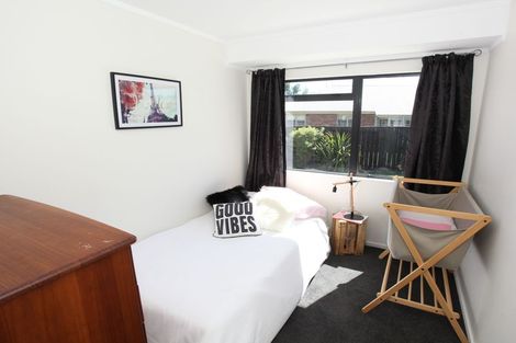 Photo of property in 44 Ashley Street, St Andrews, Hamilton, 3200