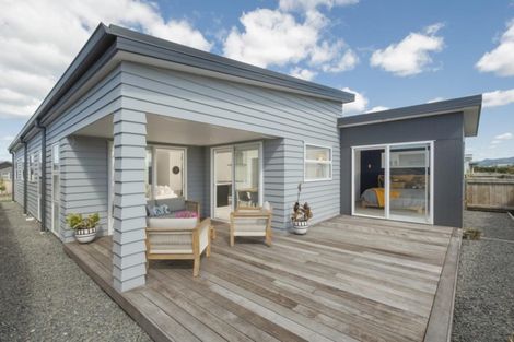 Photo of property in 17 Parkside Mews, Papamoa, 3118