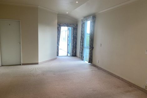 Photo of property in 39 Lanyon Place, Whitby, Porirua, 5024