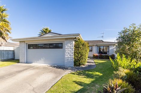 Photo of property in 34 Roskilda Crescent, Taradale, Napier, 4112