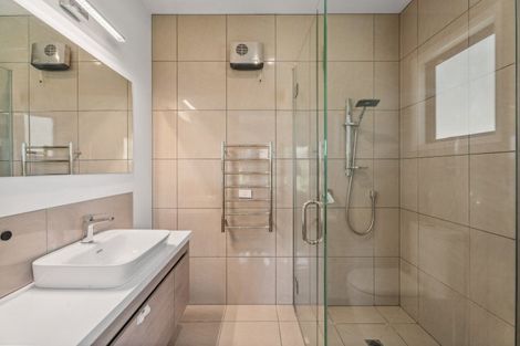 Photo of property in 15 Matipo Street, Wanaka, 9305